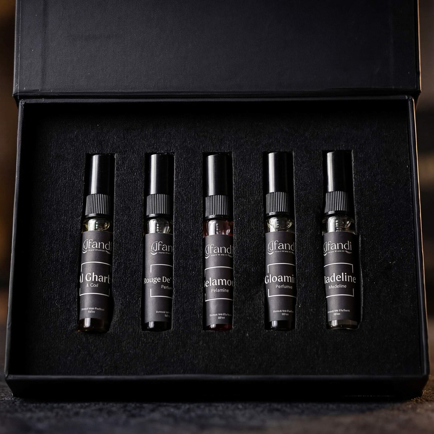 Luxury perfume discovery kit Pakistan